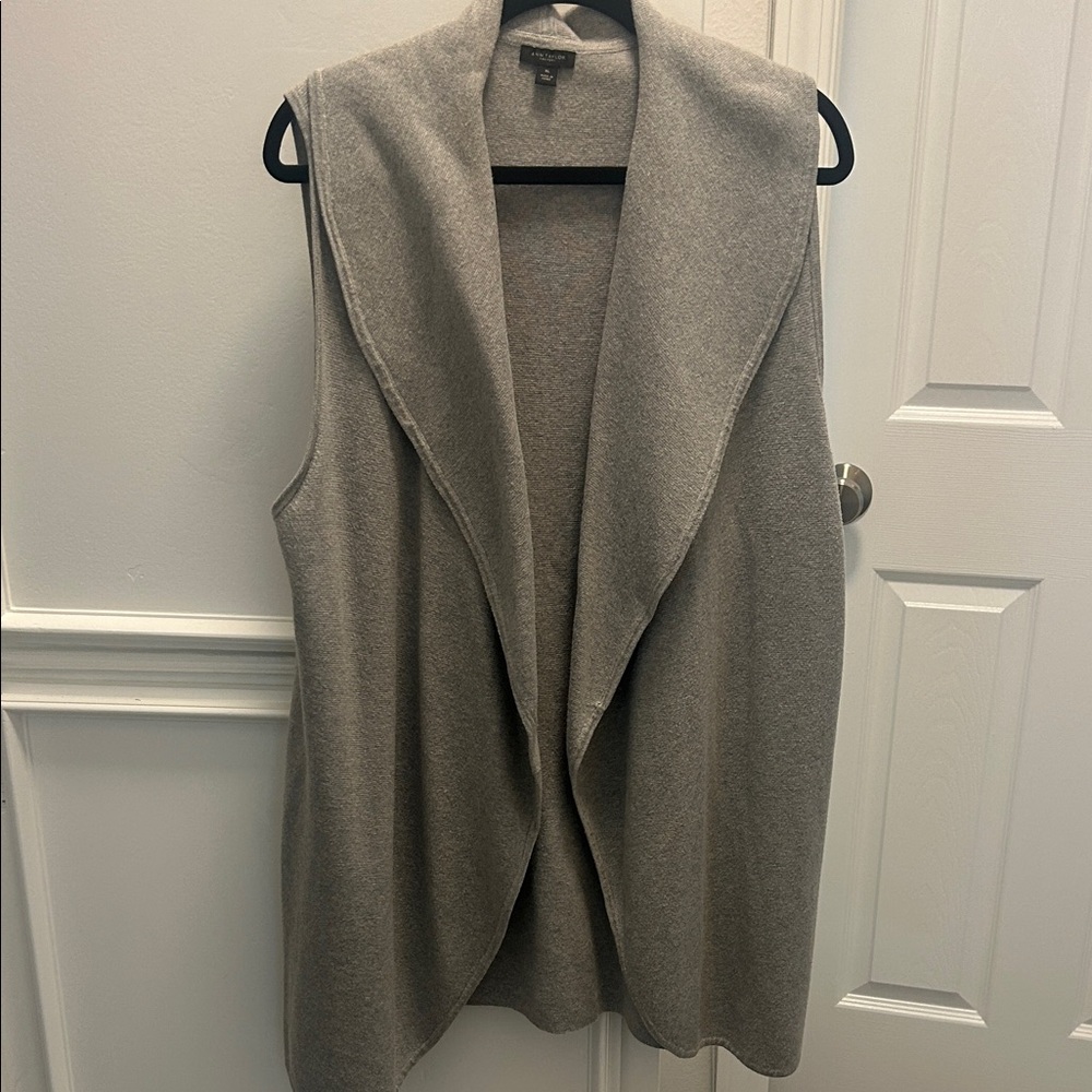 Ann Taylor Gray Open Front Cardigan Vest
